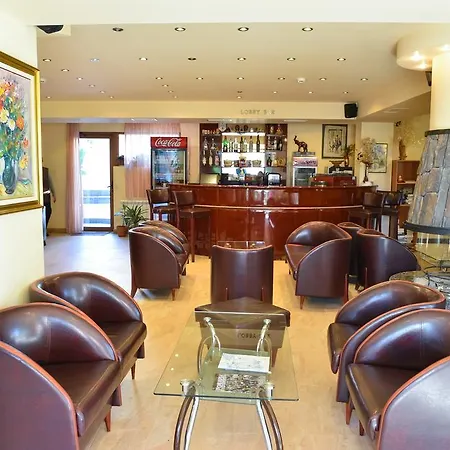Martin Club Hotel