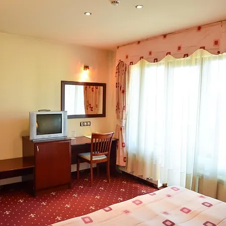 Martin Club Hotel 3*