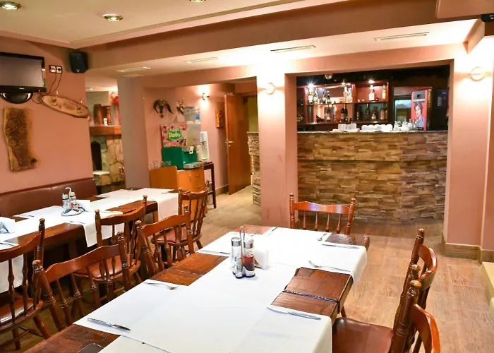 马丁俱乐部酒店 酒店