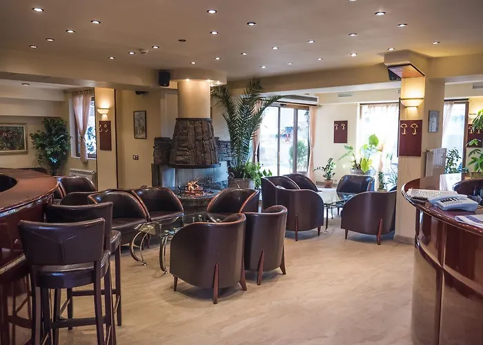 马丁俱乐部酒店 3*