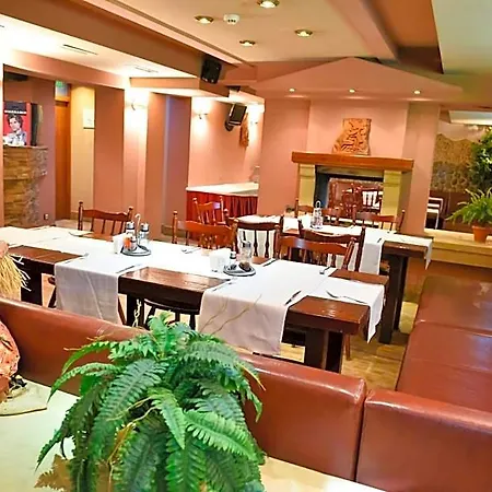 Martin Club 3*