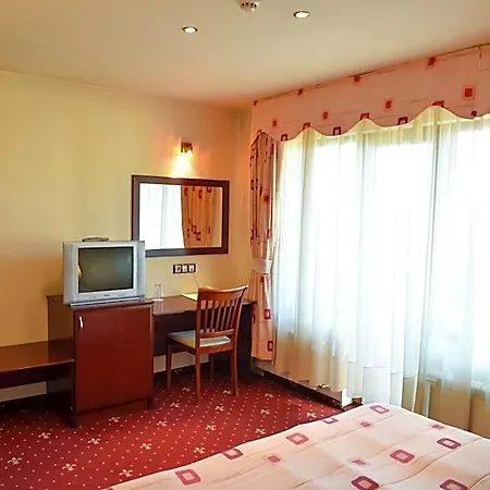 Martin Club Hotel 3*