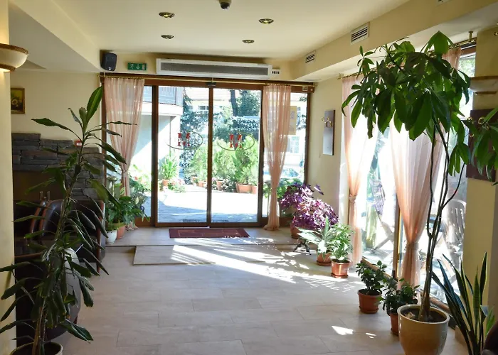 Martin Club Hotel 3*